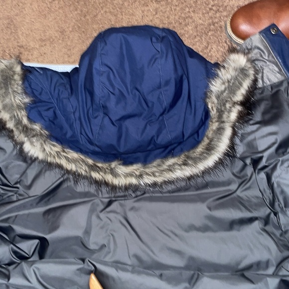 Eddie Bauer StormRepel® Premium Down insulation 
Color: Blue - Picture 6 of 9